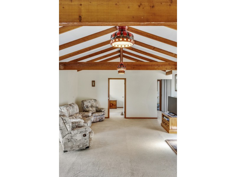 8 North Place, Charnwood ACT 2615