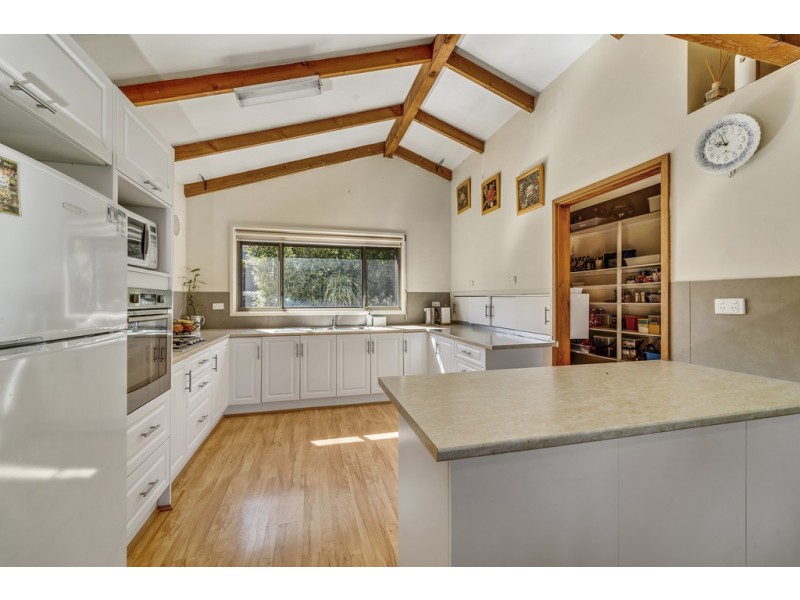 8 North Place, Charnwood ACT 2615