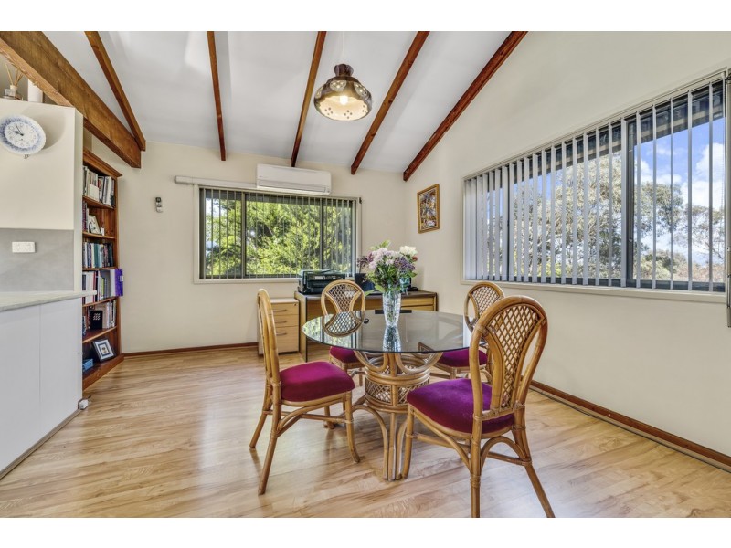 8 North Place, Charnwood ACT 2615