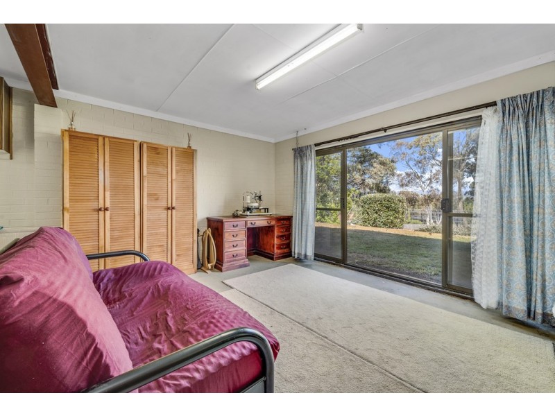 8 North Place, Charnwood ACT 2615