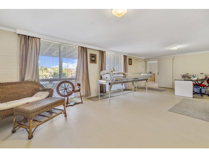 8 North Place, Charnwood ACT 2615