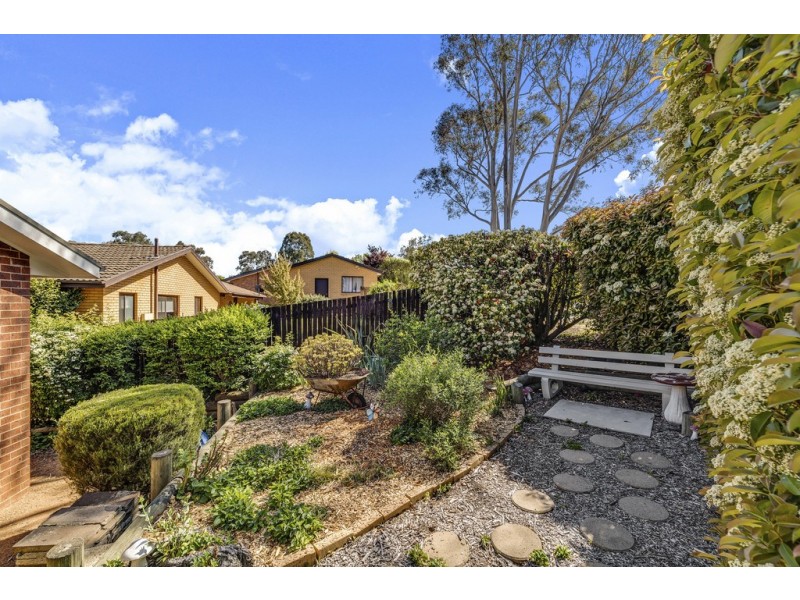 8 North Place, Charnwood ACT 2615