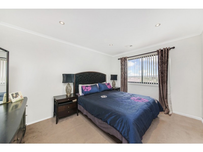 10 Chuter Street, Casey ACT 2913