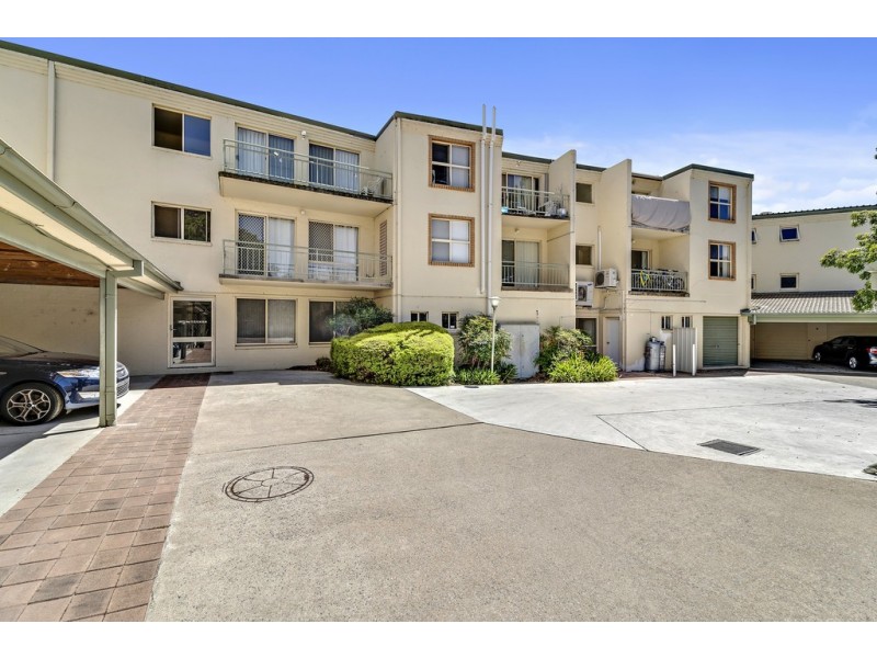13/2 Antis Street, Phillip ACT 2606