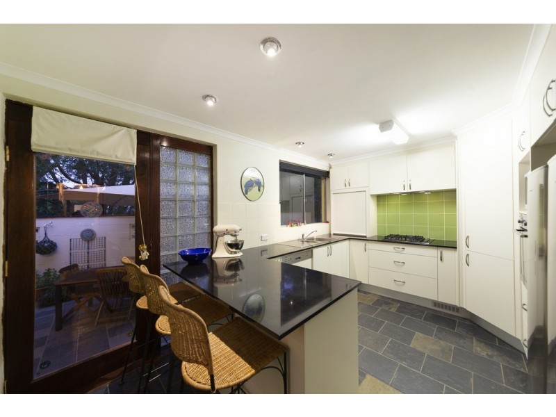 28 Morgan Crescent, Curtin ACT 2605