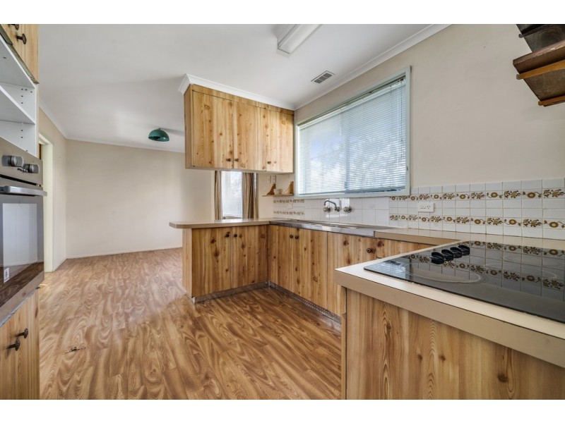 6 Swift Place, Macgregor ACT 2615