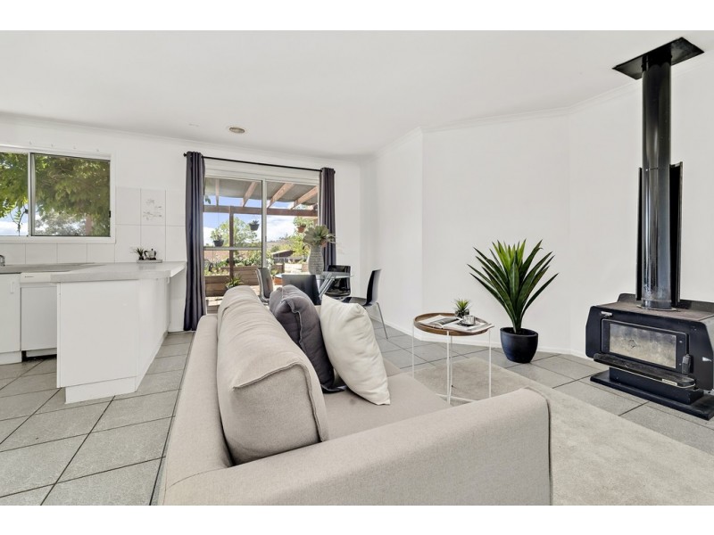 9 Goldfinch Circuit, Theodore ACT 2905