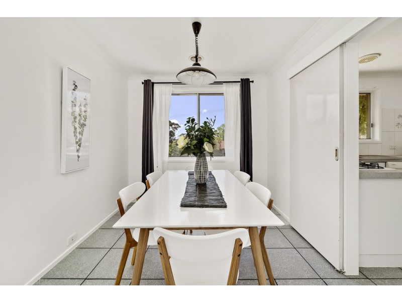 9 Goldfinch Circuit, Theodore ACT 2905