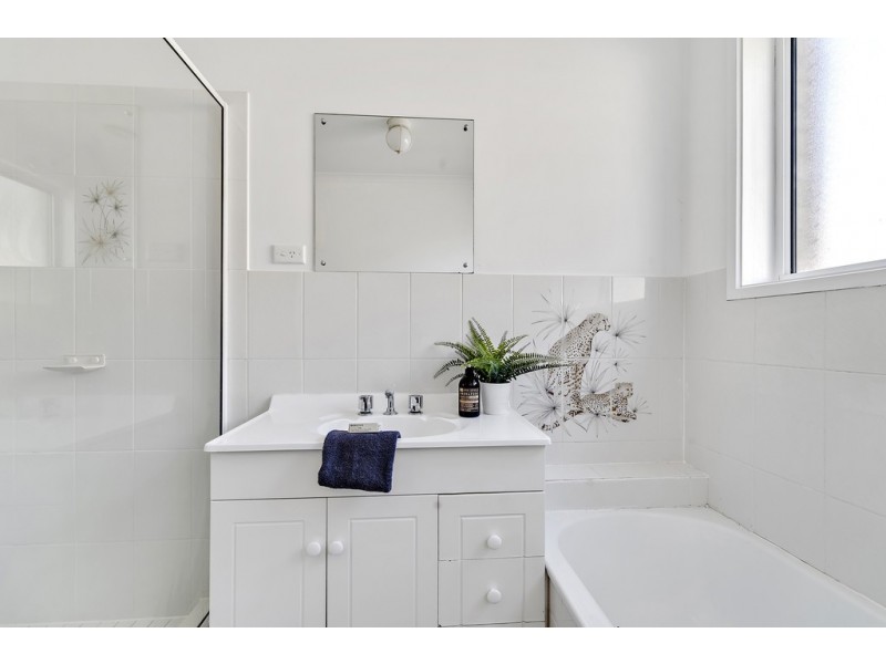 9 Goldfinch Circuit, Theodore ACT 2905