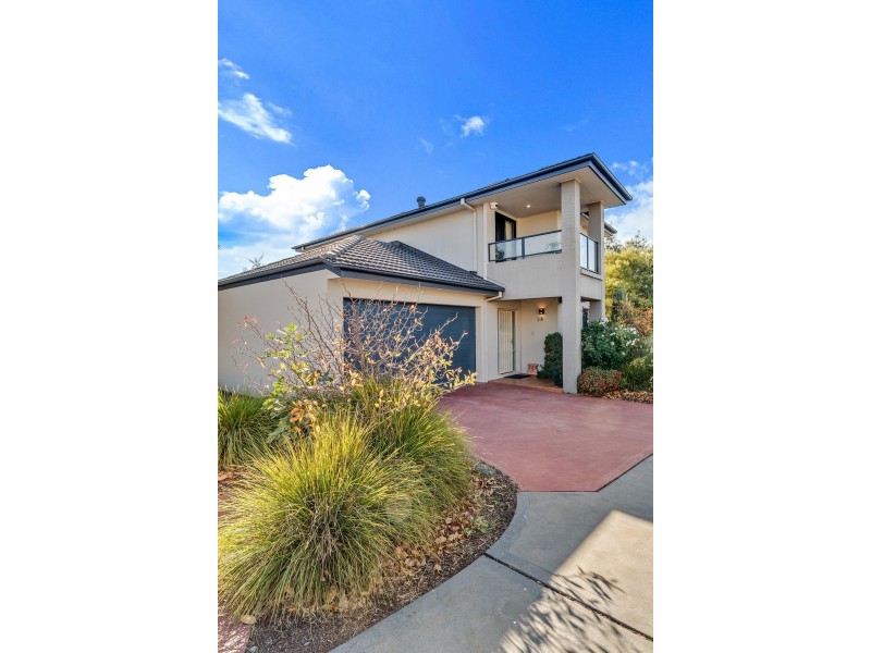 28 Eleanor Dark Lane, Franklin ACT 2913