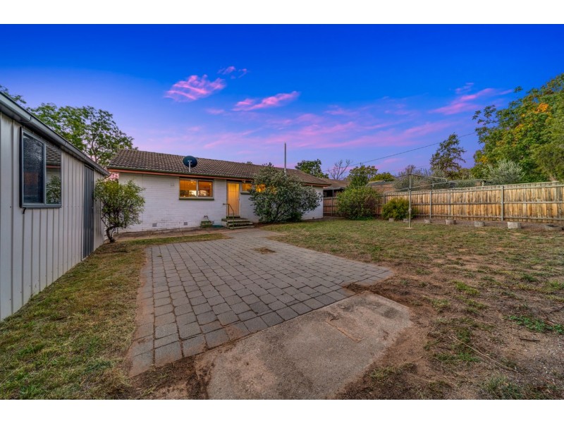 15 Hedley Street, Hackett ACT 2602