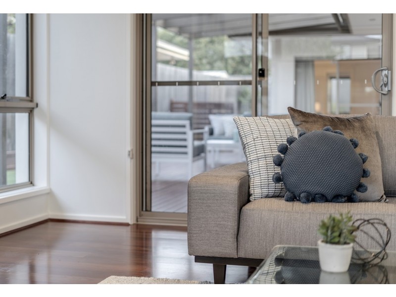 8 Durong Street, Crace ACT 2911