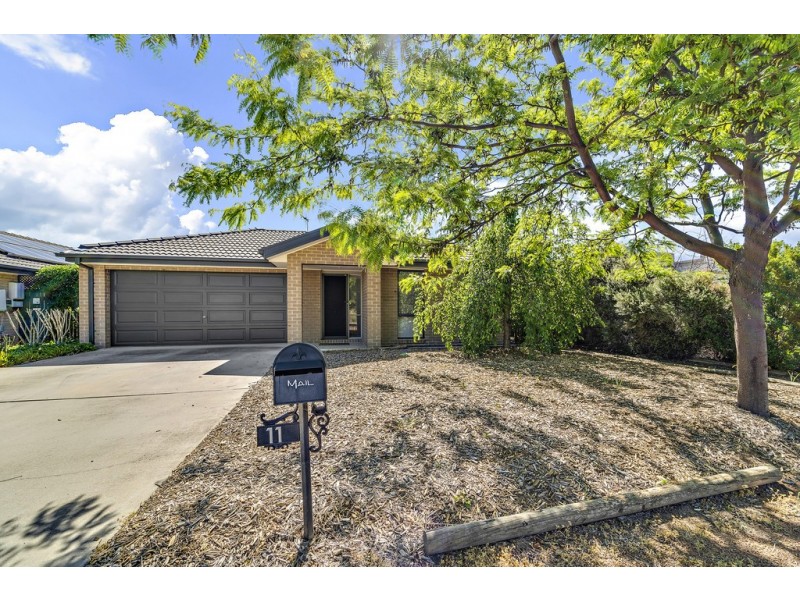 11 Bryan Hudson Street, Macgregor ACT 2615