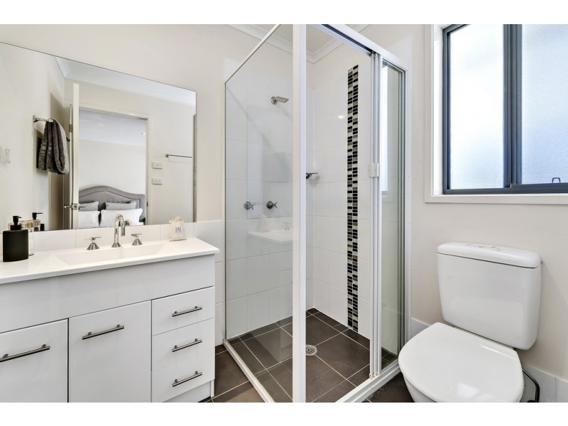 11 Bryan Hudson Street, Macgregor ACT 2615