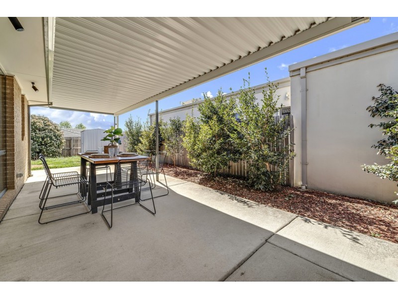 11 Bryan Hudson Street, Macgregor ACT 2615