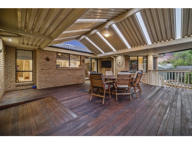 8 Bega Place, Narrabundah ACT 2604