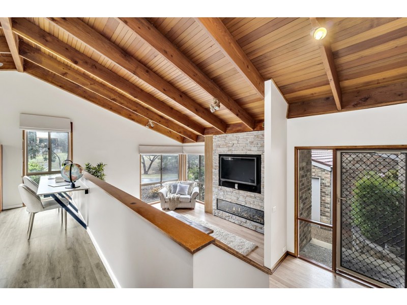 19 Nicklin Crescent, Fadden ACT 2904