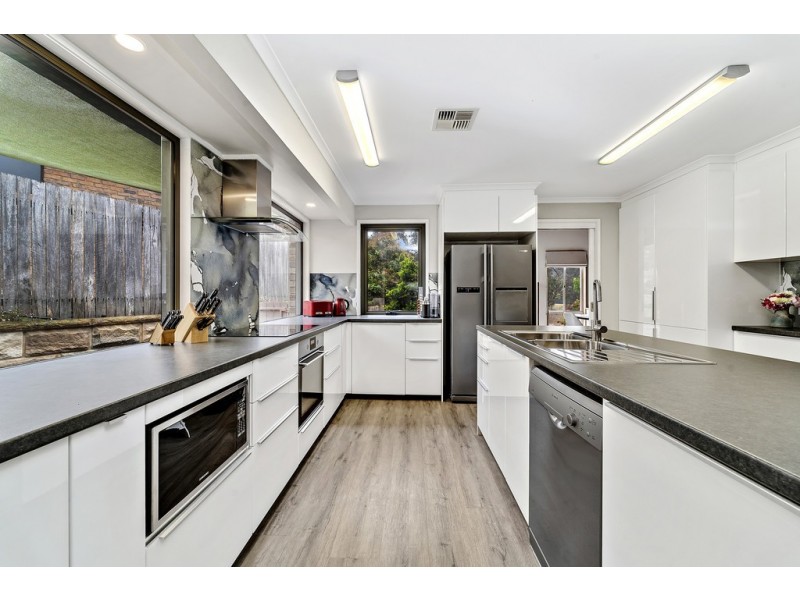 19 Nicklin Crescent, Fadden ACT 2904