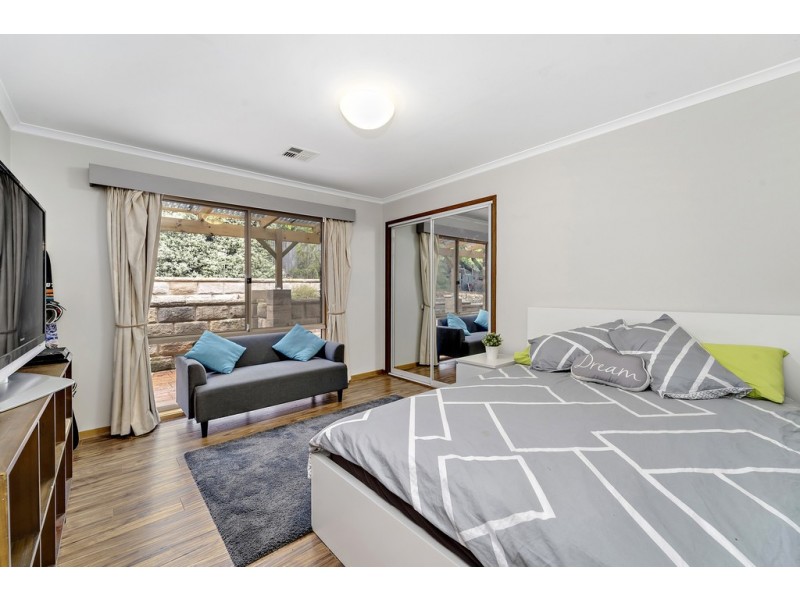 19 Nicklin Crescent, Fadden ACT 2904