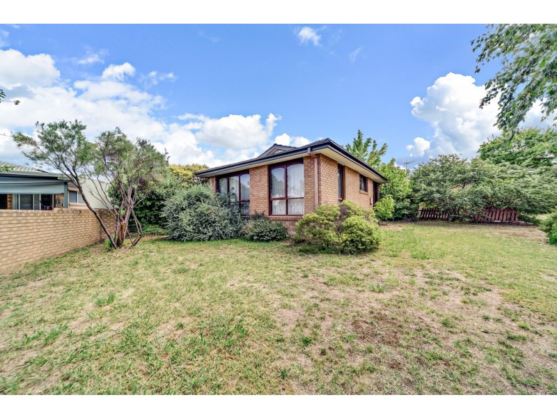 18 McDougall Street, Charnwood ACT 2615