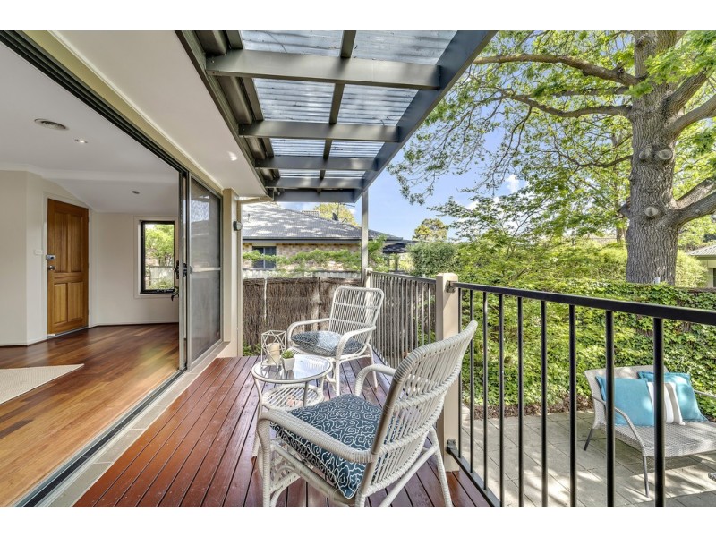 19 Bisdee Street, Hughes ACT 2605