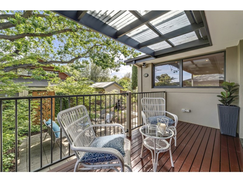 19 Bisdee Street, Hughes ACT 2605