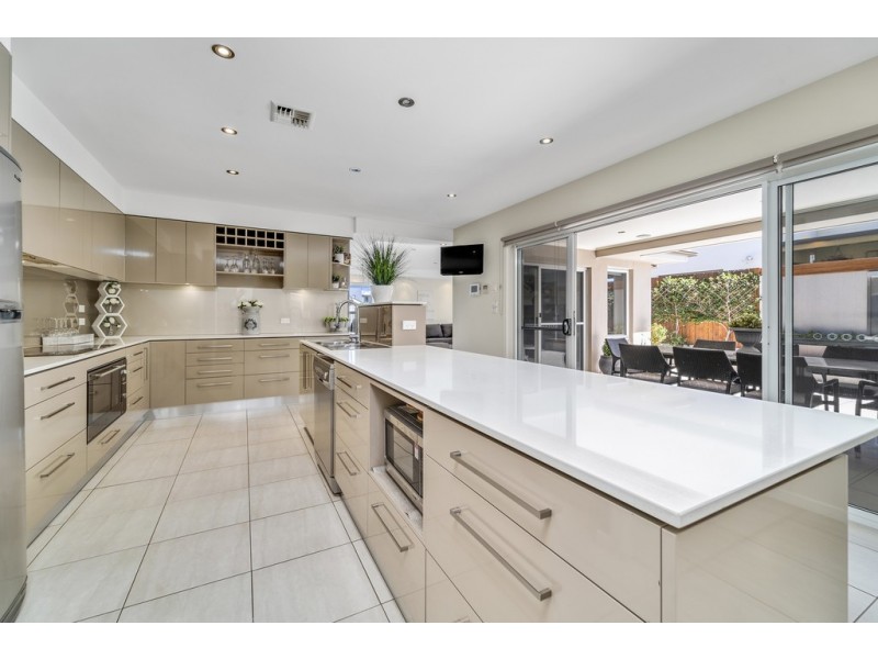 24 Ruth Bedford Street, Franklin ACT 2913