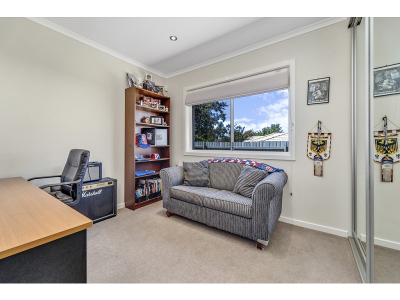 24 Ruth Bedford Street, Franklin ACT 2913