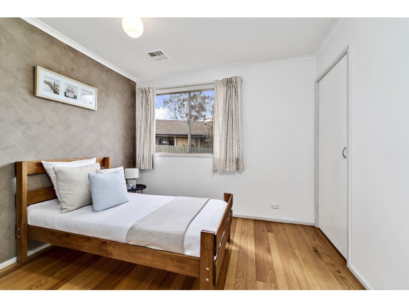 9 Frankland Street, Holder ACT 2611