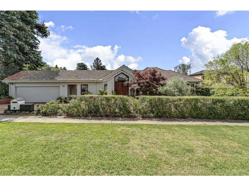 19 Hooker Street, Yarralumla ACT 2600