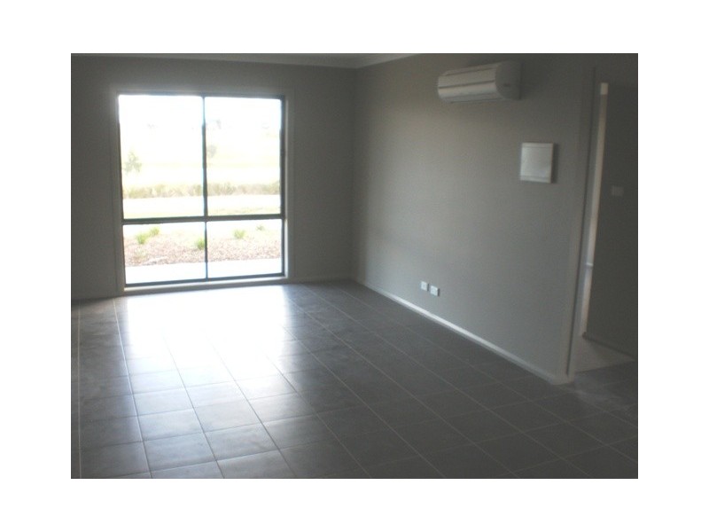1/144 Oodgeroo Avenue, Franklin ACT 2913