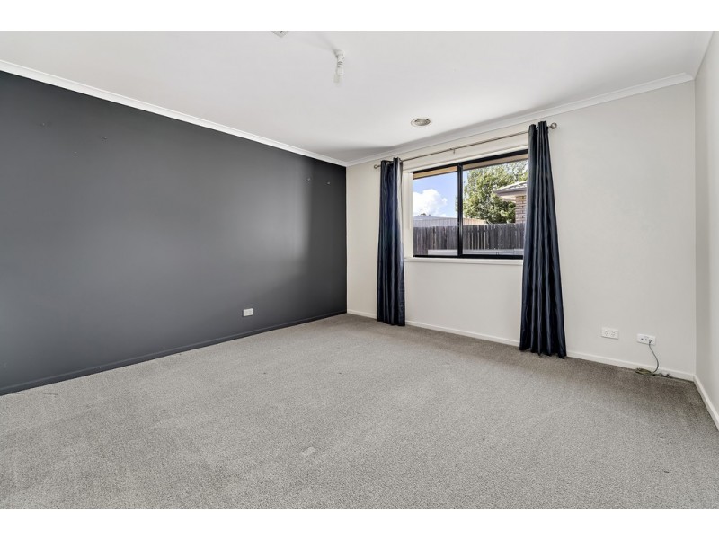 70 Gouldsmith Street, Dunlop ACT 2615