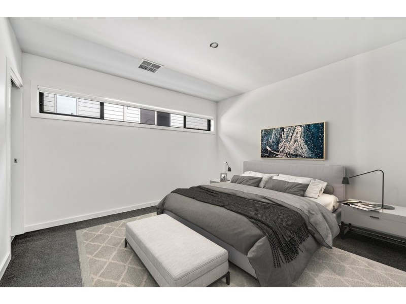 2/121 Eggleston Crescent, Chifley ACT 2606