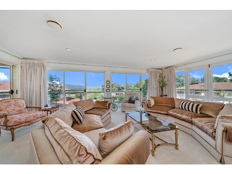 14 Duterrau Crescent, Lyneham ACT 2602