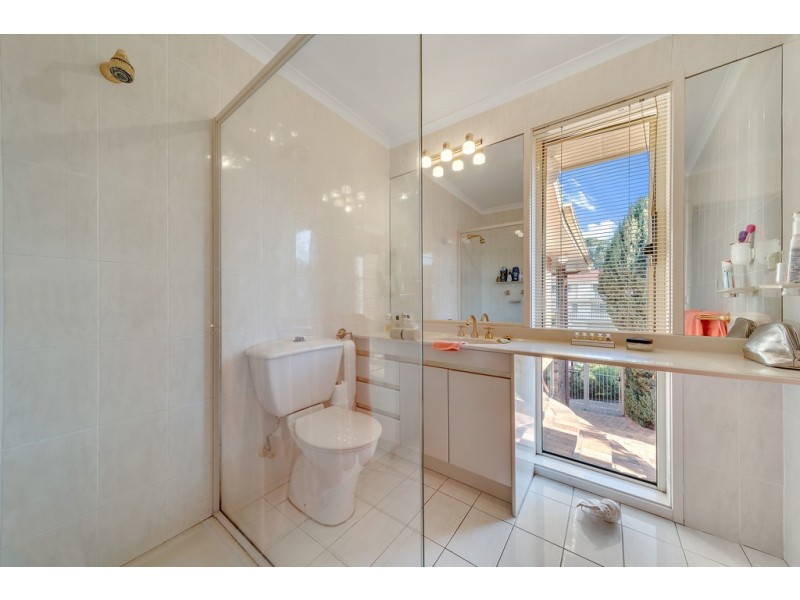 14 Duterrau Crescent, Lyneham ACT 2602