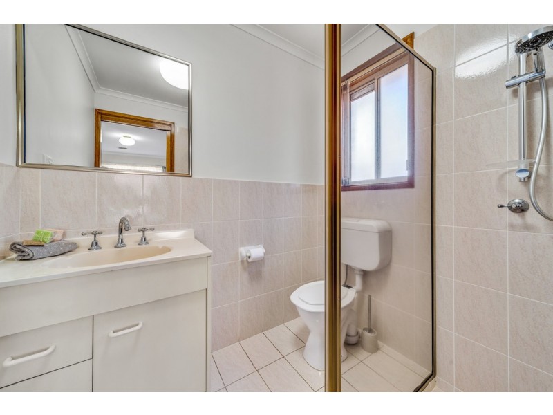 16 Kingscote Crescent, Bonython ACT 2905