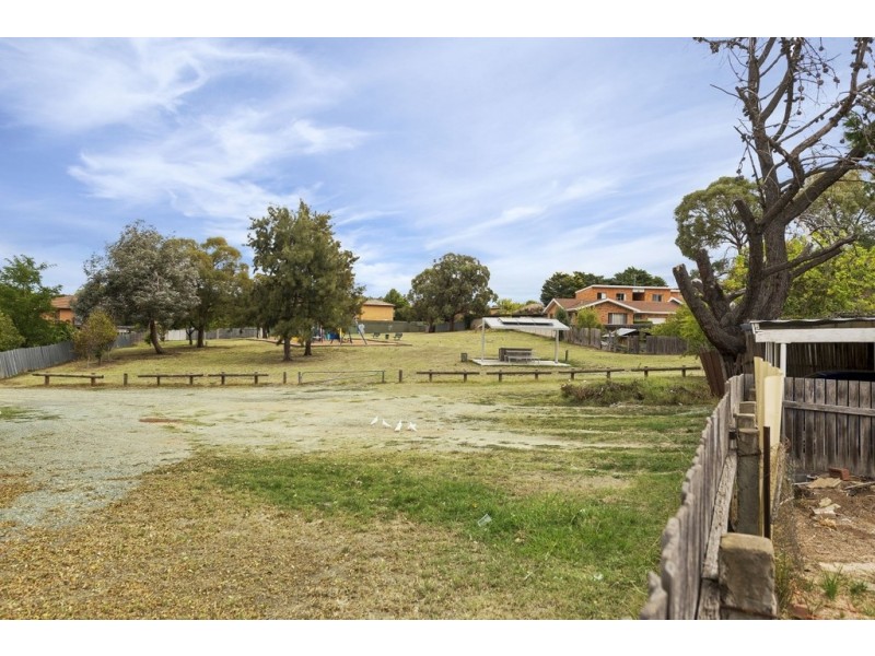 10 Blackall Avenue, Crestwood NSW 2620