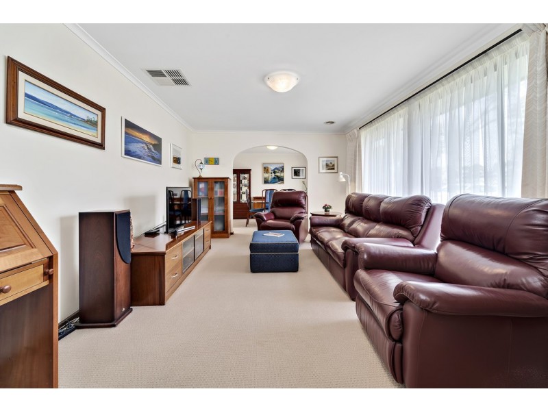 22 Fisken Crescent, Kambah ACT 2902