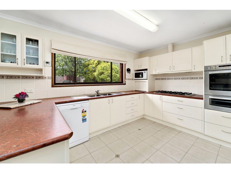 22 Fisken Crescent, Kambah ACT 2902