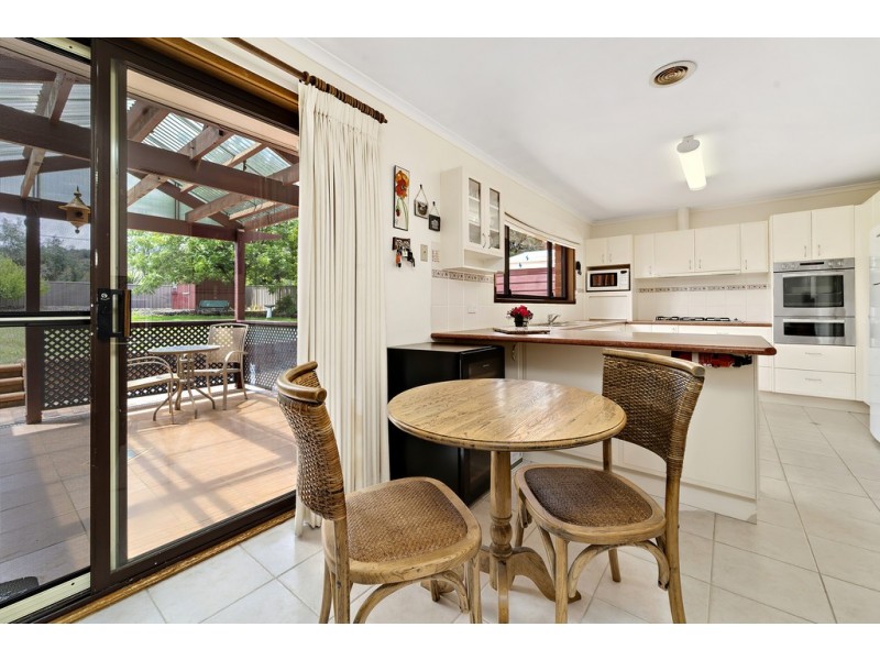 22 Fisken Crescent, Kambah ACT 2902