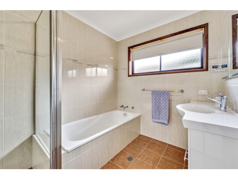 22 Fisken Crescent, Kambah ACT 2902