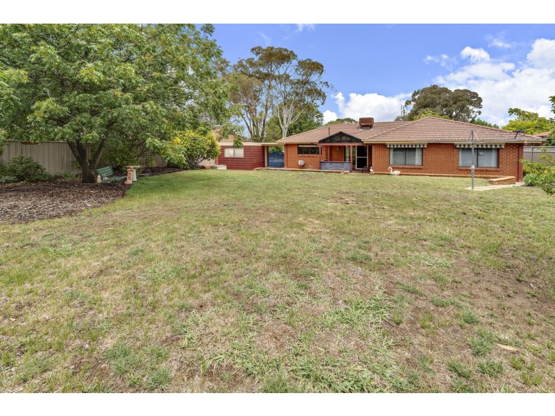 22 Fisken Crescent, Kambah ACT 2902