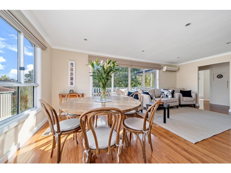 10 Narambi Street, Narrabundah ACT 2604