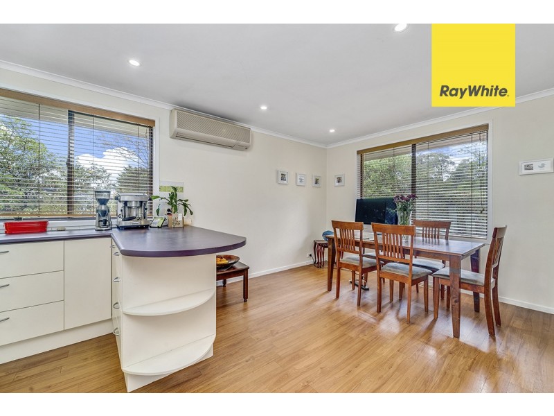 6 Birnie Place, Charnwood ACT 2615