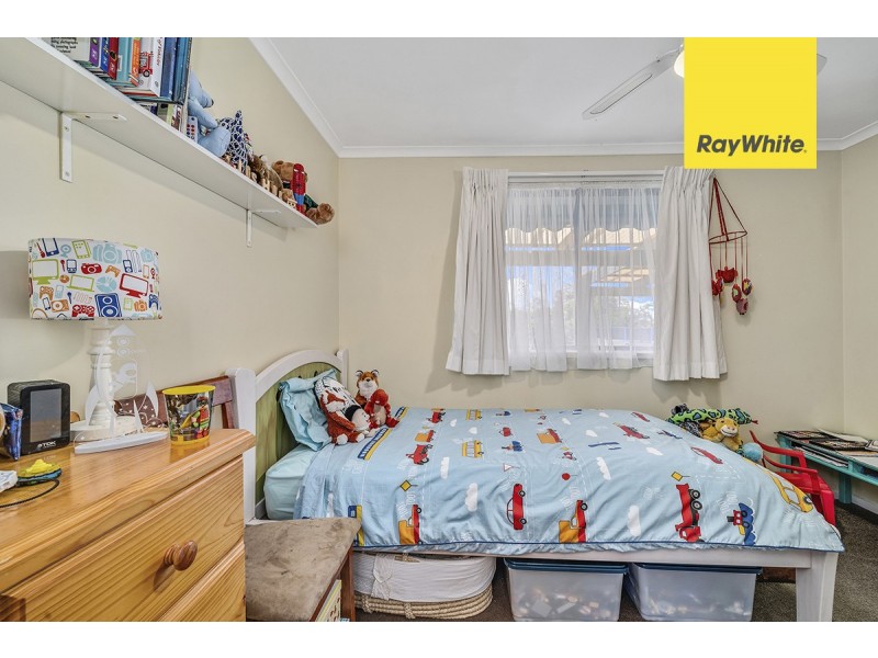 6 Birnie Place, Charnwood ACT 2615
