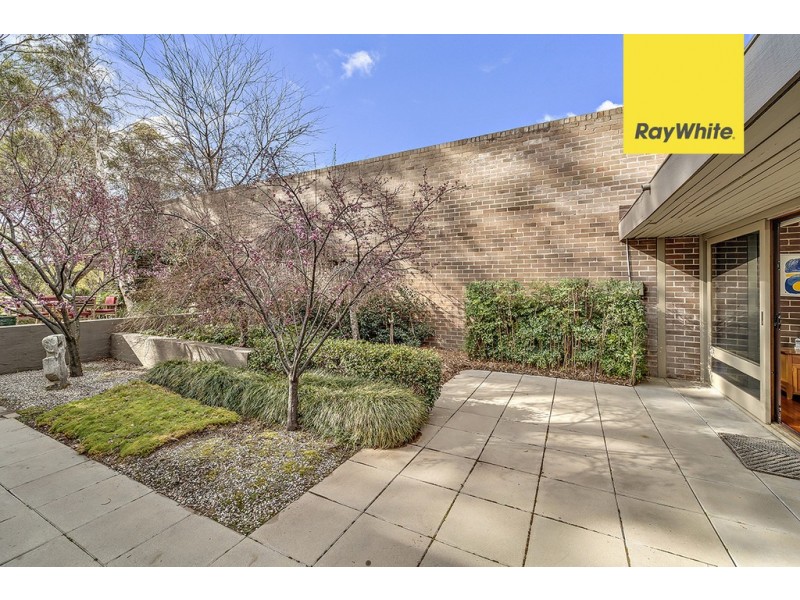 30/83 Crozier Circuit, Kambah ACT 2902