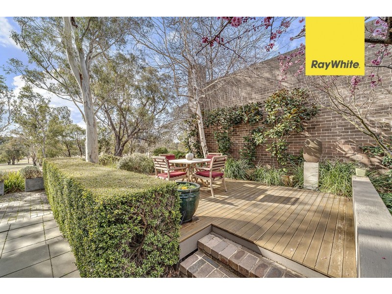 30/83 Crozier Circuit, Kambah ACT 2902