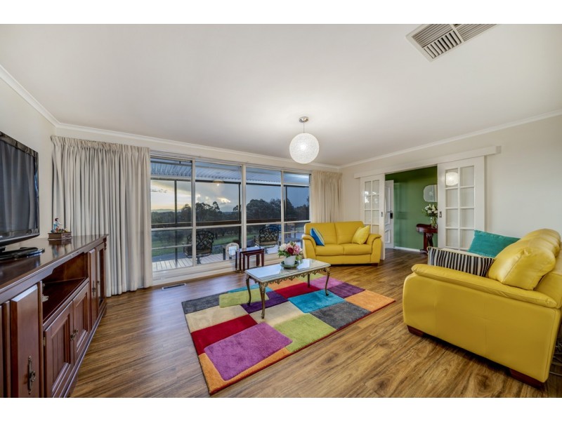 4 Dobinson Place, Flynn ACT 2615