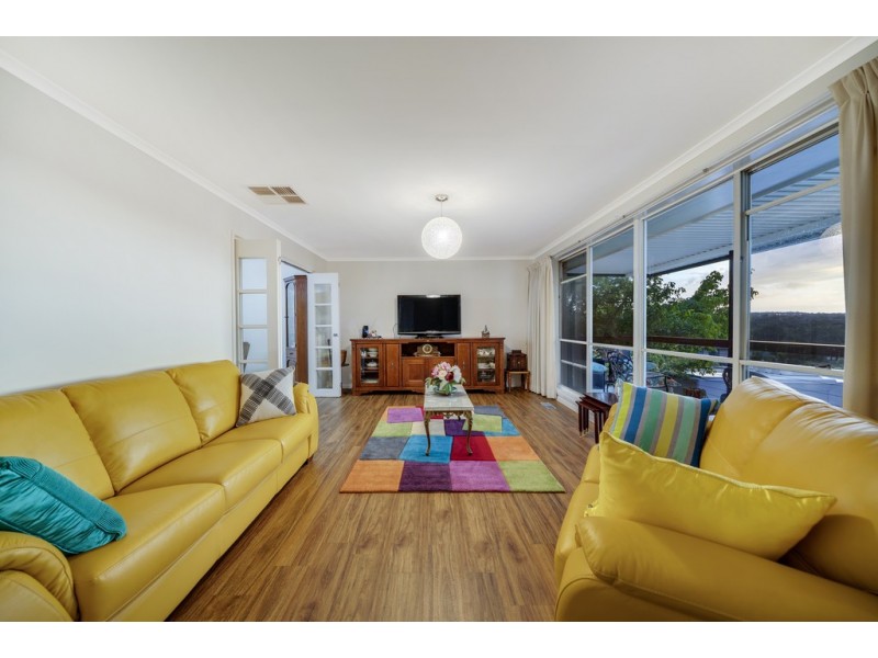 4 Dobinson Place, Flynn ACT 2615