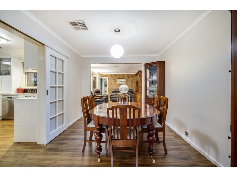 4 Dobinson Place, Flynn ACT 2615